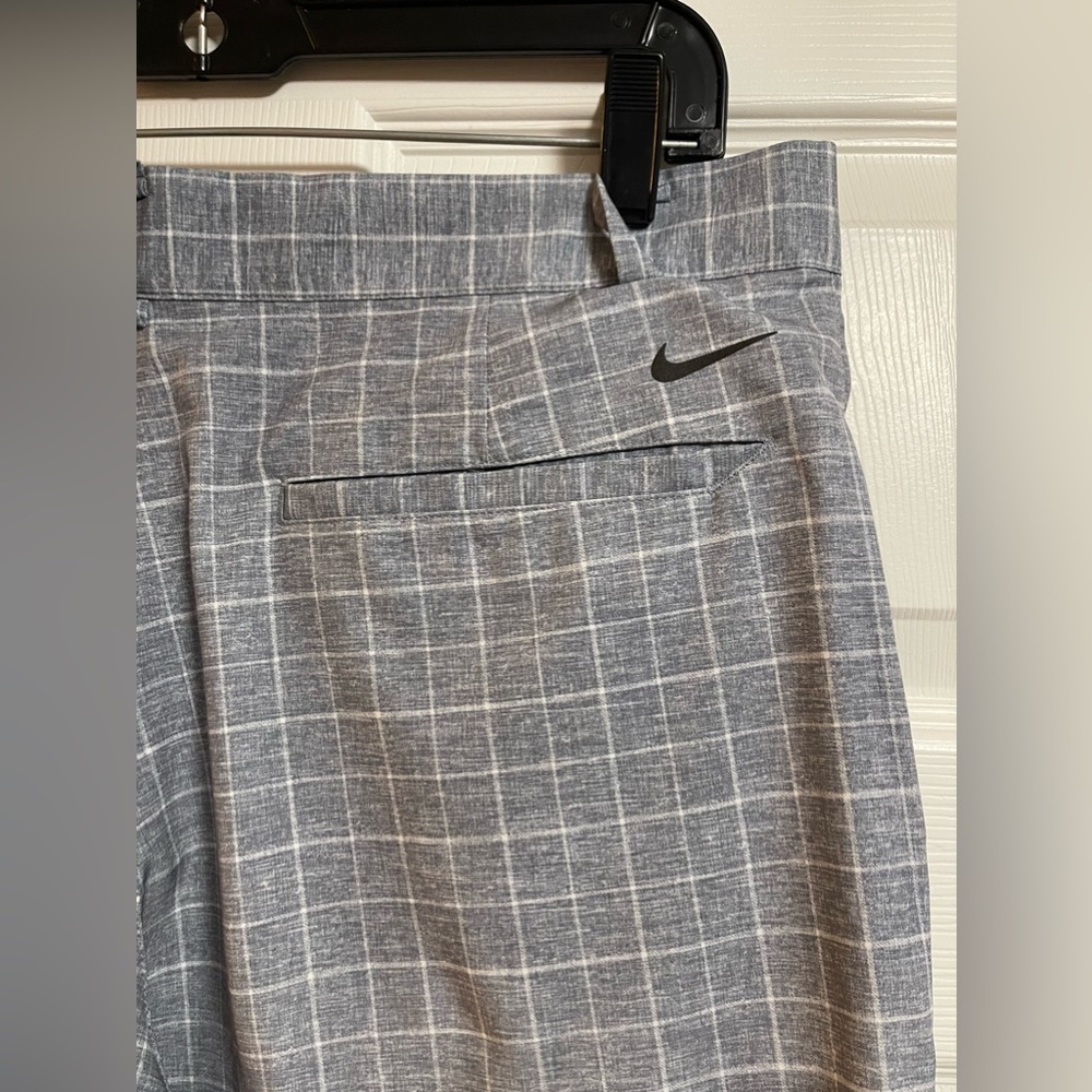 NIKE GOLF PLAID 5 POCKETS DRI-FIT PERFORMANCE SHORTS GRAY MEN'S SIZE 34 - Picture 4 of 8